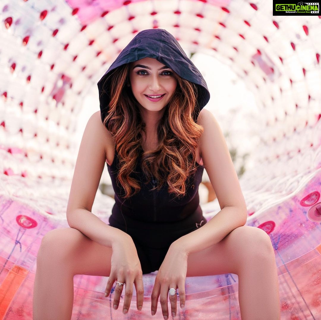 Ragini Dwivedi Instagram - IF you gotta THUG it out yourself …. Do it 😎👸 Shot by @the_eyecapture Outfit n style @nainaarora.fashion Makeup n hair @strokesnstrands Curated @liya__samuel25 Managers n security @shiva.kumars.54584 @arjunsuhas Ruppis Resort Bangalore