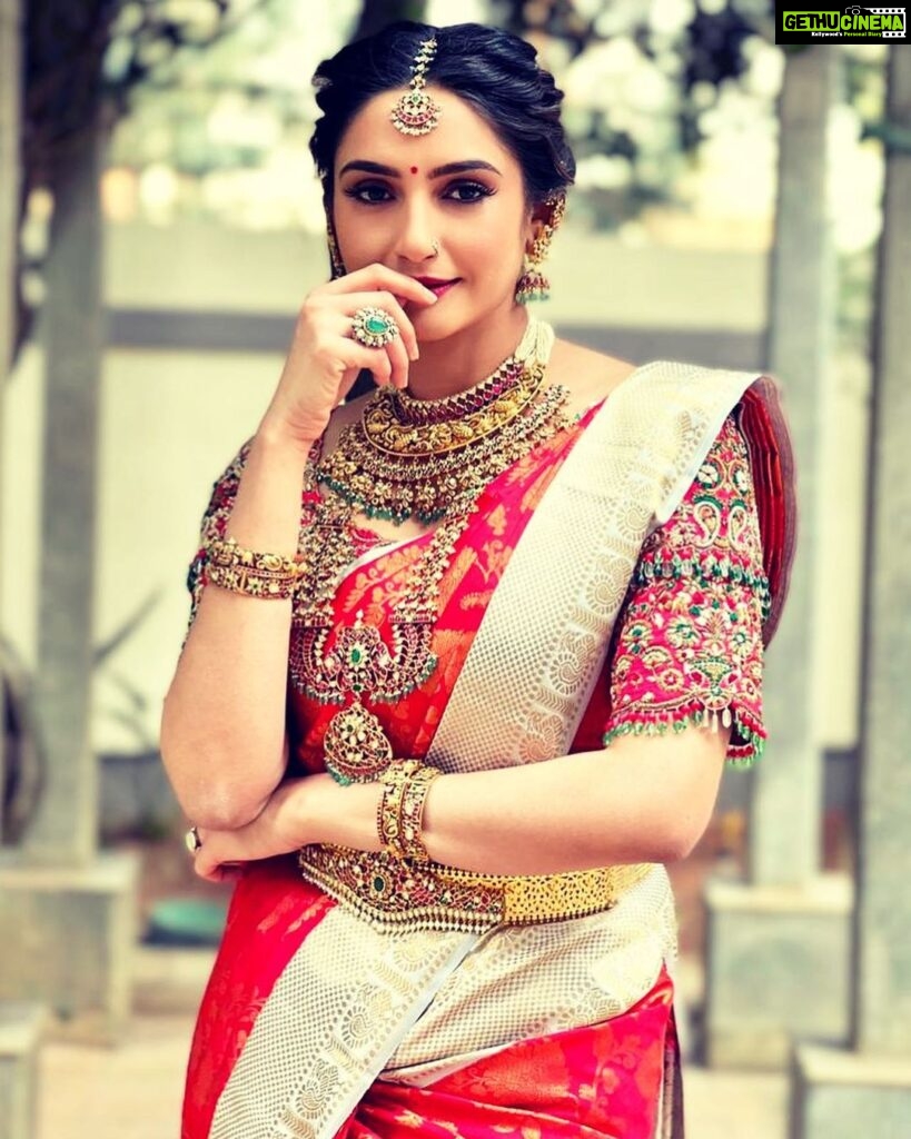 Ragini Dwivedi Instagram - UGADI CELEBRATIONS 🌺 Greeting Ugadi with a lot of optimism excitement and expectations … Shot by @divinephotography.in Makeup n hair @prashanthmakeover Jewels @sriganeshjewellers Outfit @lakshmi_silksblr Blouse @anthariya_ #raginidwivedi #ragini #ugadispecial #ugadifestival #ugadi2023 #ugadi #festivetime #festival #festivalfashion #festival #positivevibes #post #photooftheday #photoshoot #photos #ethnicwear #ethnic #instagram #instagood #instafashion #instamood #instalike #instalove #instaphoto #instalike #indianfestival Bangalore, India