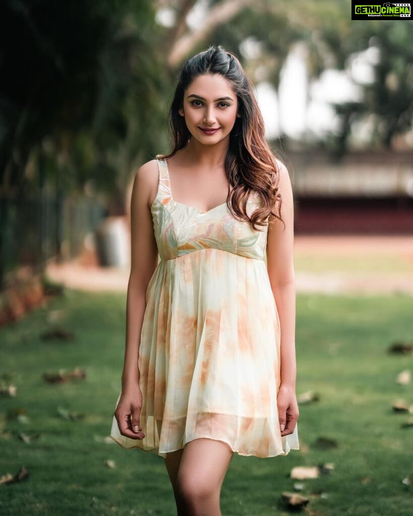 Ragini Dwivedi Instagram - SHE wore flowers in hair 💕carried magic in her eyes 🌸🌹🌺 Outfit @devnastitchingstudio @nainaarora.fashion Makeup n hair @strokesnstrands Shot by @the_eyecapture For RUPPIS resort Bengaluru #raginidwivedi #ragini #photooftheday #photoshoot #brandambassador #face #fashion #actorslife #actor #influencer #south #india #international #potd #poser #trending #trend #viralpost #instagram #instagood #instalike #instadaily #instamood #instafashion Bangalore, India