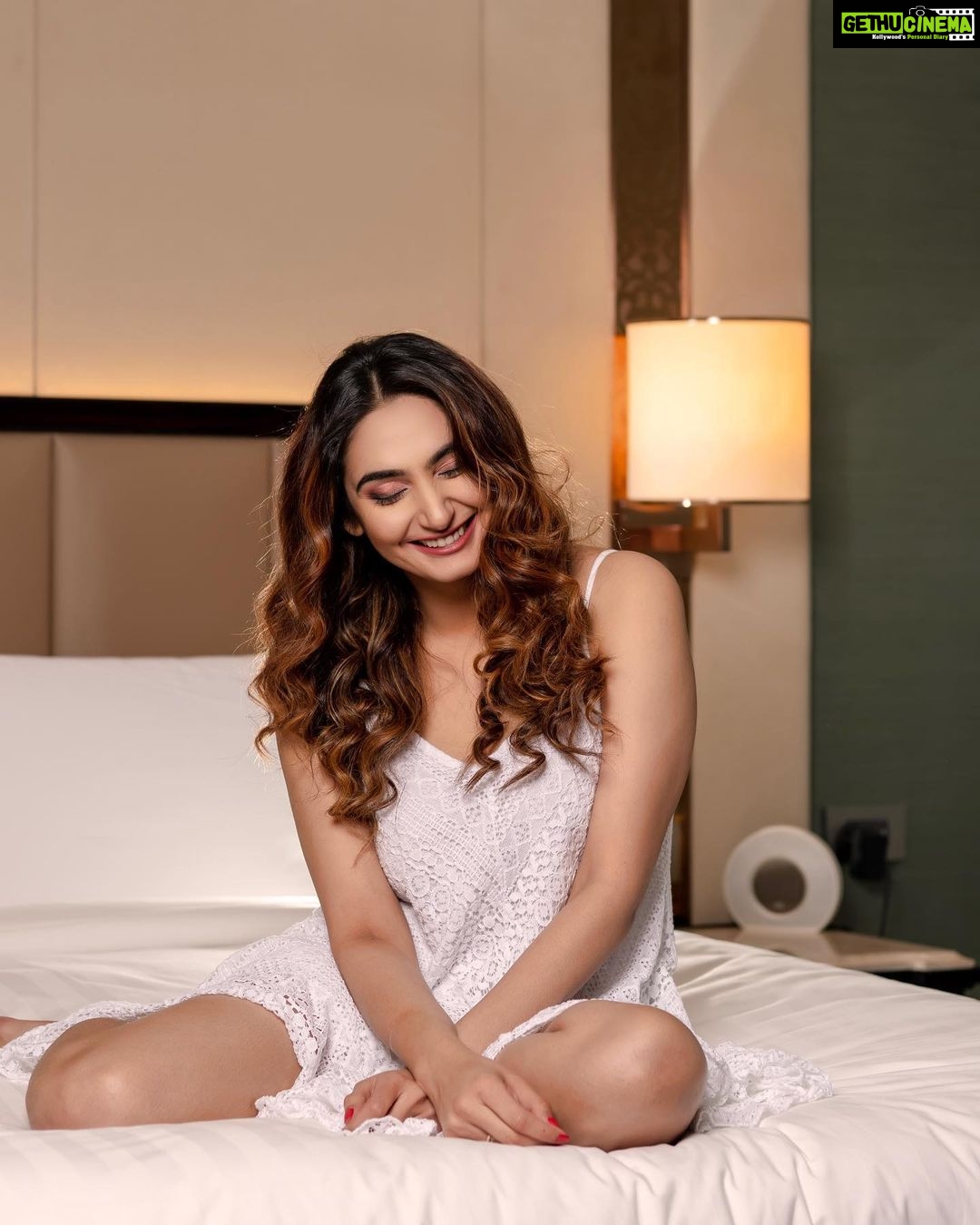 Ragini Dwivedi Instagram - Bring your light to darkness 💕 For @shangrilahotels @shangrilablr Outfit n styling @rudraksh_dwivedi Shot by @chethankamal #raginidwivedi #ragini #collaboration #photooftheday #photoshoot #photo #actress #actorslife #influencer #instagram #instalike #instadaily #instagood #instafashion #instamood #bengaluru #positivevibes #post #viral #smile Shangri-La Bengaluru