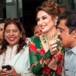 Ragini Dwivedi Instagram – CELEBRATING 🥳 
The most amazing people around me my fans the industry the actors thank you for all the love ❤️ honoured 
The best people bring out the best in your a glimpse of the amazing celebrations 

#raginidwivedi #ragini #birthdaygirl #birthdaycelebration #viral #viralpost #positivevibes #happiness #blessed #blessings #instagood #instamood #sareelove #trending #trend Bangalore, India