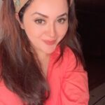 Ragini Nandwani Instagram - Good Night ❤️❤️❤️❤️ #goodnight #reelsinstagram #newpost #latenight #holi #festive #loveyourself #loveanimals #perfect #smokinhot #cuteness #newcollection #hairband #meme #saffron #nightwear #likesforlike #tuesday #collaboration