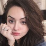 Ragini Nandwani Instagram - What should I plan today ??? 🧐🧐🧐🧐 #friday #weekendvibes #goodhairday #actress #shootlife #dehradun #natural #lips #likesforlike #ring #diamond #happylife #quoteoftheday #celebrity #southindianactress #tvactress #makeuproom #routine #beauty #hotmodel #vijaysethupathi