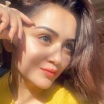 Ragini Nandwani Instagram - Happy Basant panchmi 🌼🌼🌼🌼🌼🌼🌼🌼 #festival #basantpanchami #yellow #sweets #sunkissed #actresss #actress #bollywood #dehradun #winters #live #instaphoto #newpost