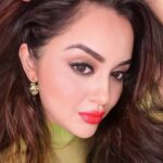 Ragini Nandwani Instagram - Eyes don’t LIE #sunday #flaunt #red #lips #smoking #hot #eyemakeup #partyready #dehradun #lordsurya #happiness #actress #southactress #vijaysethupathi #movies #thalaivaa #godsowncountry #winteroutfit #trendy #minimalism #loveindia #indiangirls