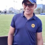 Rahul Bose Instagram - Actor and president of @rugbyindia, @rahulbose7 aces ‘name the film’ game with #PuneTimesMirror. The actor and former rugby player, was in Pune for the 8th junior and 10th senior National Rugby Championships, held at Balewadi Stadium. #rahulbose #actor #rugby #rugbyindia #rugbynationalchampionship #balewadistadium #balewadistadiumpune