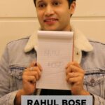 Rahul Bose Instagram - The father-son duo of Taj plays The Notepad Game! Watch @rahulbose7 and @harshilss on #TAJDividedByBlood, streaming on @zee5 Follow @contiloepictures for more! @naseeruddin49 @aditiraohydari @aapkadharam @sandymridul @aashimgulati @taahashah @shubhamkumarmehra_ @padma_damodaran @zarinawahab123 @omungkumar @anjumodi @neerushaa_nikhat @vaibhav_vishant @anti.casting @shivani.tanksale @subodhbhave @i_pankaj_saraswat_ @anushkaaa_luhar @woffkaul @harshilss @jaanamraaj @tanvinegi__ @akmish @soitspallav @theromancer_ @manish_kalra_ @zee5global @nimishalok @sayankaal @digamber.prasad.7792 @thepawanchopra @iambrij0808 @shillpakatariasingh @golecha_jewels @vibhupuri @varshaalallwani @roopali78 @sayankaal @scalpelloron @vaibhav_vishant @ianarber @vijay_golecha @ragster29 @khurramimdad @nimishalok @ajax.singh @instaprashant @shetyetejal