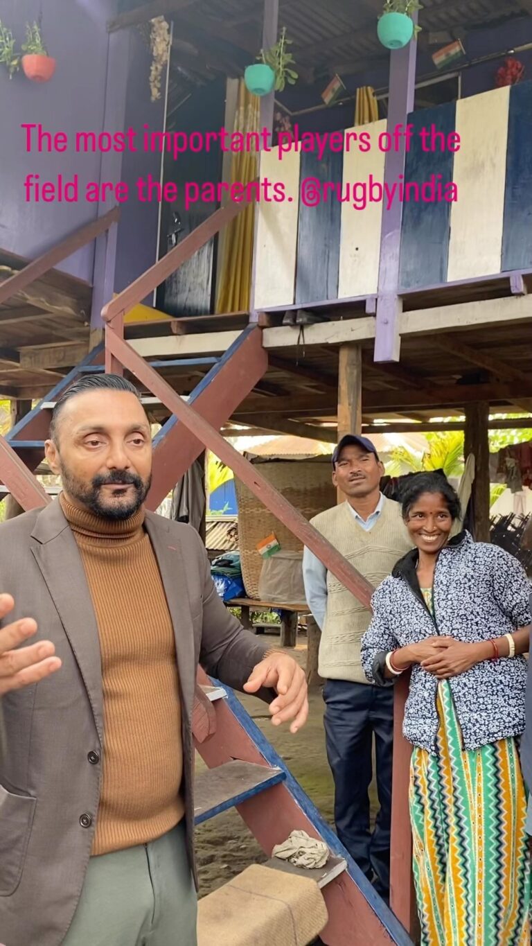Rahul Bose Instagram - What else is there to say when you meet a national team player’s parents, but thank you. Here with Nikita Oraon’s parents in #Saraswatipur Tea Estate. This country has so much love tucked away in its corners. We @rugbyindia will always tap into and reciprocate this love. @khelorugby @futurehopeindia