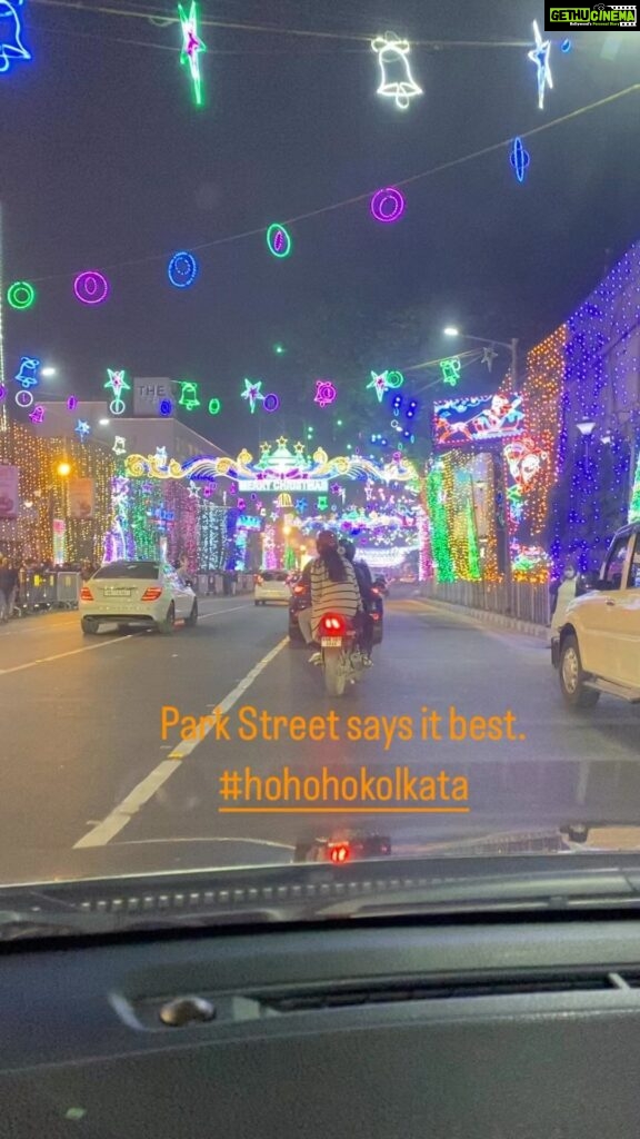 Rahul Bose Instagram - Christmas. In. Calcutta.