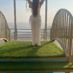 Reyhna Malhotra Instagram – Had an amazing stay on a mountain cliff & felt deeply refreshed gazing the surreal view of the sun rising & setting.Thank you @thecliffpanchgani & @zuperhotels for the amazing hospitality throughout.Cannot wait to be back !!

Coordinated by @aesana0710
