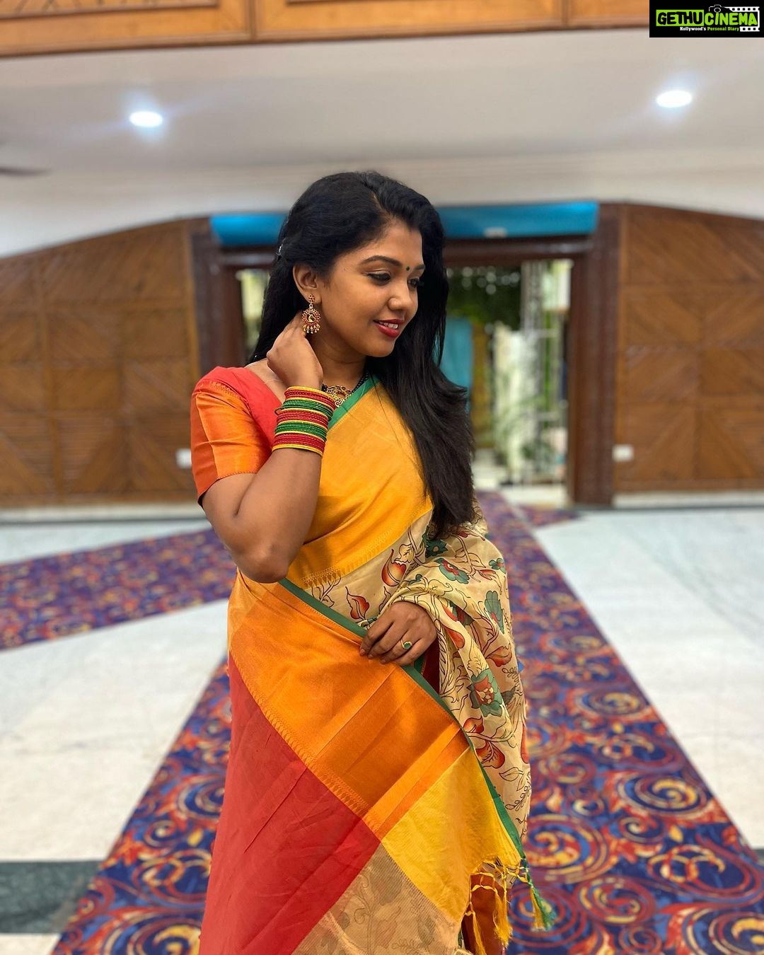 Riythvika Instagram - ๐ฉทโค๏ธ๐งก๐๐ Saree @lakshmiboutique2021 earrings @sd_wholesale_jewelrys