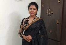 Riythvika Instagram - #blacklove 🤎🖤🤎🖤 Saree @lakshmiboutique2021 Blouse @vanithavijaykumarstylingstudio @vanithavijaykumar #vijayteleawards
