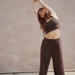 Rubina Dilaik Instagram - Stretch and take some sunlight 🫶🏻