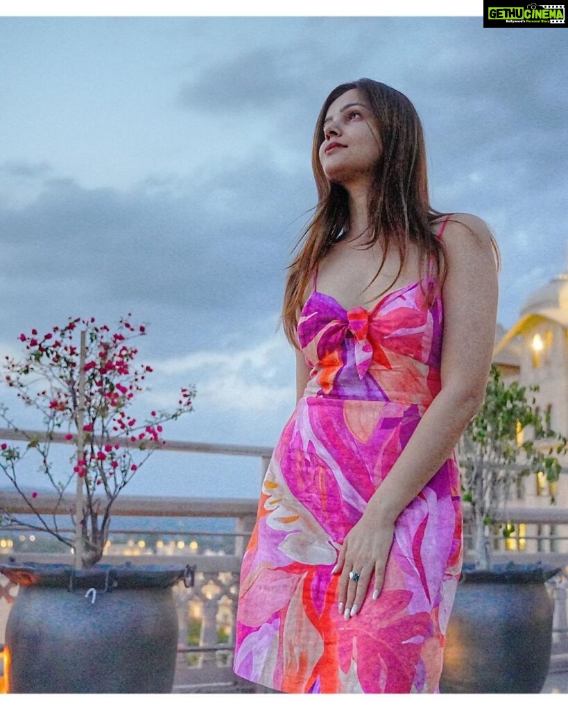 Rubina Dilaik Instagram - A Perfect Evening 🌸 Fairmont Jaipur
