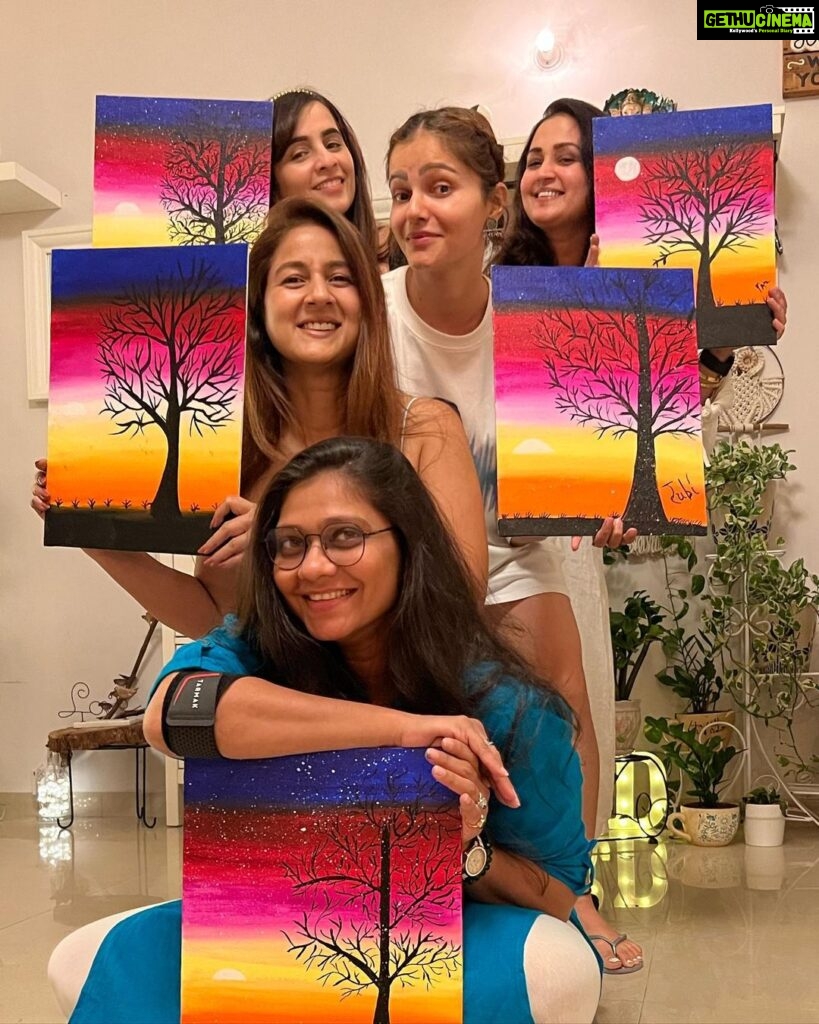 Rubina Dilaik Instagram - Creative gathering with friends ❤️ is the new cool….. 😎