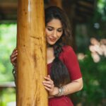 Ruhani Sharma Instagram - Happy makar sankranti ♥️ Happy Pongal ♥️ . . . . 📸 @the_pixel_farmer MUA @makeuphairbyrahul Stylist @sumaiah.tabassum Location @browntownresort