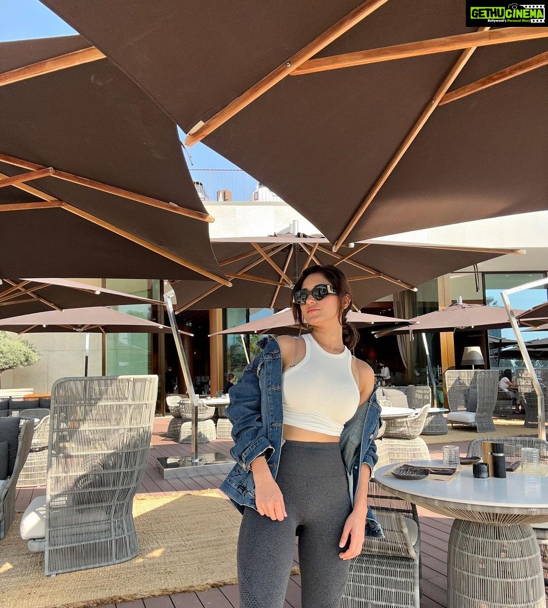 Ruhani Sharma Instagram - Choosing love over everything ♥️