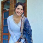 Ruhani Sharma Instagram – Happy Diwali sabko ♥️♥️ 
.
.
.
.
Wearing @ambraee_