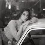 Ruhani Sharma Instagram – No filter can replicate a photograph that is clicked on film. It was such a unique experience getting clicked with those vintage cameras by @saileshkolanu. And the best part is waiting for the negatives to be developed, to be able to see the results.
.
.
.
.
.
📸 @saileshkolanu
MUA @makeuphairbyrahul
Styling @sumaiah.tabassum
