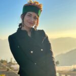 Ruhani Sharma Instagram - Namaste from Pahad ♥️ . . . . #proudpahadi #mountaingirl #roots Beautiful solan