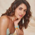 Ruhani Sharma Instagram - 🦋 . . . . 📸 @shaktismaran MUA @makeuphairbyrahul Stylist @rashmitathapa