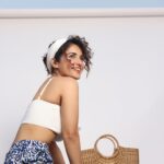 Ruhani Sharma Instagram - 🌞 . . . 📸 @pranav.foto MUA @makeuphairbyrahul Stylist @aishwarya128