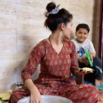 Ruhani Sharma Instagram - Simple pahadi life 🍀🙈🐒 . . . . #proudpahadi #simplelife #livelife