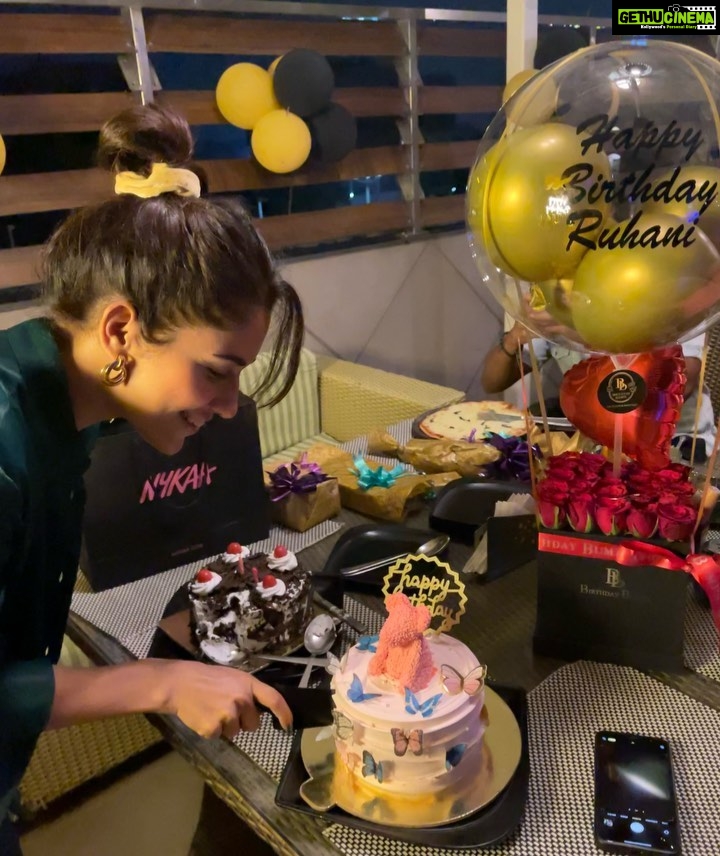 Ruhani Sharma Instagram - Thank you so much everyone for your warm wishes. You guys made my day so so special ♥️ I’m so grateful to have you all. Muaaaah ♥️