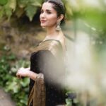 Ruhani Sharma Instagram - Eternal love for sarees ♥️ . . . . . . Wearing @singhanias_hyd Styling @__.gunjan.__ 📸 @rohanharshilphoto Columbus, Ohio