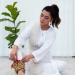 Ruhi Singh Instagram - I meet my true self when I’m performing ❤️ As an artist I believe in skill building and with a little hard work and dedication, you can achieve anything. Here is a semi-classical piece from me to you. Hope you enjoy it and let me know what you think! Choreography @mehuljoseph123 #kathak #indianclassical
