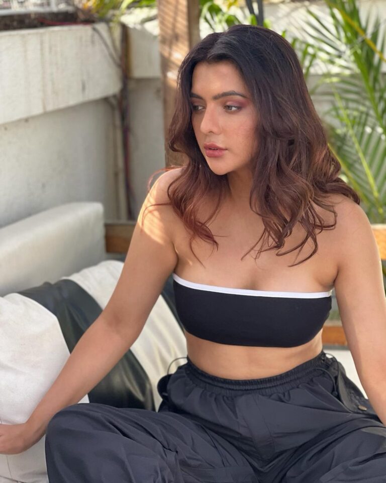 Ruhi Singh Instagram - I’ve decided to chill the f out.
