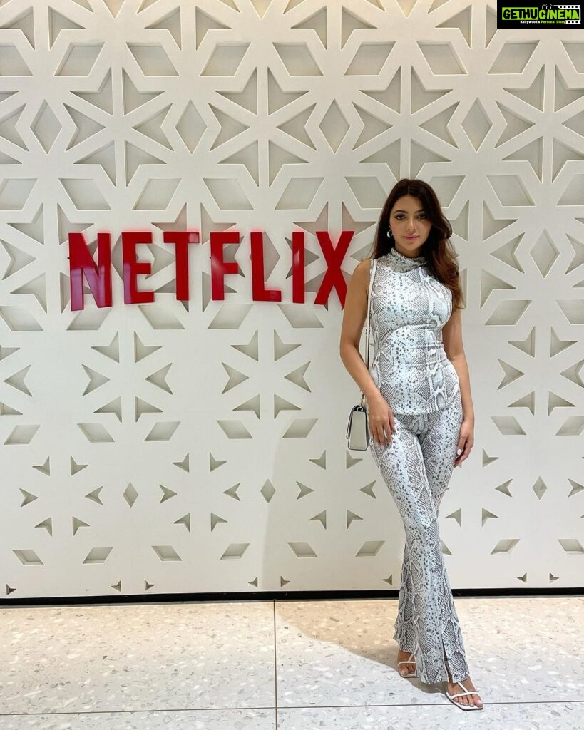 Ruhi Singh Instagram - One thing is for sure, I’m going to set your screens on fire. The question is, can you handle it? 😜 @netflix_in #socialcurrencynetflix #upcomingshow #netflix #countdownbegins