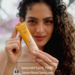 Rukmini Vijayakumar Instagram - I love the sun but after getting sun burned several times, I’ve learned that I need to use sunscreen to protect my skin from sun damage! The all new @pondsindia Serum-boost sunscreen is enriched with SPF 50 and Niacinamide C that help protect the skin from damage caused by UVA and UVB rays☀️ It’s lightweight, non- sticky and leaves no white cast, which makes it super easy to re-apply throughout the day. It prevents dark patches caused by sun damage and leaves your skin with an even tone. Sharing my quick sunscreen tips with you guys. Share yours in the comments! 🙋🏻‍♀️ #Protectandfade with the @pondsinda Serum-boost sunscreen! ☀️