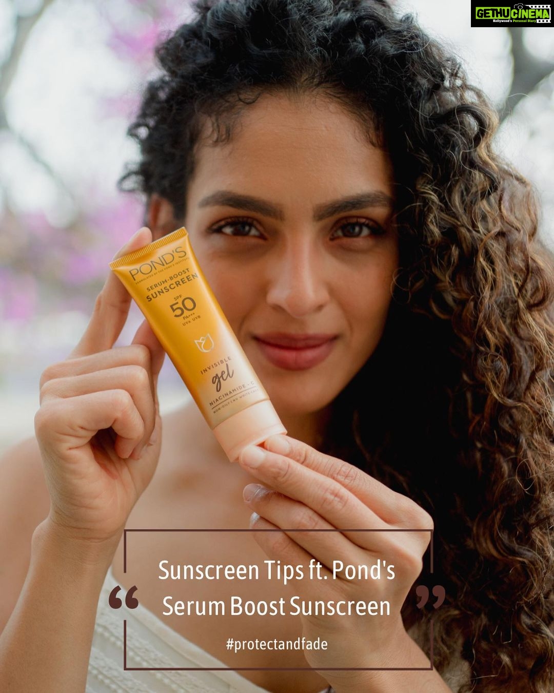 Rukmini Vijayakumar Instagram - I love the sun but after getting sun burned several times, I’ve learned that I need to use sunscreen to protect my skin from sun damage! The all new @pondsindia Serum-boost sunscreen is enriched with SPF 50 and Niacinamide C that help protect the skin from damage caused by UVA and UVB rays☀️ It’s lightweight, non- sticky and leaves no white cast, which makes it super easy to re-apply throughout the day. It prevents dark patches caused by sun damage and leaves your skin with an even tone. Sharing my quick sunscreen tips with you guys. Share yours in the comments! 🙋🏻♀️ #Protectandfade with the @pondsinda Serum-boost sunscreen! ☀️