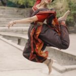 Rukmini Vijayakumar Instagram - Loving how this improvisation looks to this song. 😁 tell me what you all think…. Video @vivianambrose Location @shankaraa.foundation #bharatanatyam #improvisation #dancer #justforfun #danceforlife #indiandance #classicalindiandance