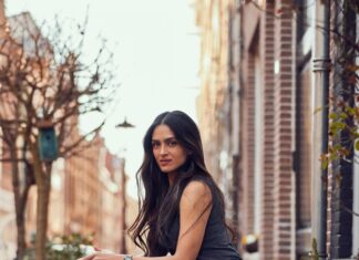 Rukmini Vijayakumar Instagram - People have been asking where I get my clothes from…. So I’ll try to share whenever I remember from now on. Jeans: @freepeople Tank top: @marksandspencerindia Boots: I forgot - sorry 😞 This photo was taken by my dear friend @sunnyjagesar and you’re all going to be seeing a series of photos that I shot with him 😊 #netherlands #photography #jeans #browngirl #amsterdam