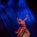 Rukmini Vijayakumar Instagram - Some pictures from my performance at the Vasantotsavam in Thrissur. With @raghuramvocals @shyam_rhythmgam @karthik_vydhatri & Mahesha swamy Lighting @keerthikumarleo Photos : amboor photography and @kalyanpuranand #bharatanatyam #indianclassicaldance #vasantotsav #thrissur #seetaramatemple #templedance