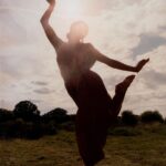 Rukmini Vijayakumar Instagram - Reaching to the light…. eternally . Photos @suleikamueller Styling @aartthie From our series with vogue india #dancerlife #light #longing #bharatanatyam #indiandancer #surrender #spirituality #vedanta