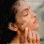 Rukmini Vijayakumar Instagram - I love the sun but after getting sun burned several times, I’ve learned that I need to use sunscreen to protect my skin from sun damage! The all new @pondsindia Serum-boost sunscreen is enriched with SPF 50 and Niacinamide C that help protect the skin from damage caused by UVA and UVB rays☀️ It’s lightweight, non- sticky and leaves no white cast, which makes it super easy to re-apply throughout the day. It prevents dark patches caused by sun damage and leaves your skin with an even tone. Sharing my quick sunscreen tips with you guys. Share yours in the comments! 🙋🏻‍♀️ #Protectandfade with the @pondsinda Serum-boost sunscreen! ☀️