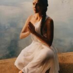 Rukmini Vijayakumar Instagram - I’m so excited to be featured in the @vogueindia May/June issue in photographs by @suleikamueller and styled by @aartthie So beautifully written by Avantika Shankar ♥️♥️♥️ Don’t forget to grab your copy of vogue india !! #vogue #vogueindia #bharatanatyam #spirituality #oneness #love #universe #salangai #shiva #parvati #indian