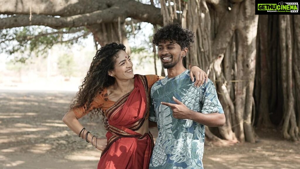 Rukmini Vijayakumar Instagram - Dawg & Me . We’ve made a lot together the past few years…. Here’s to one more. @vivianambrose Photo @therock.sunil #creative #friends #joy #films #dancer #dop