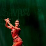 Rukmini Vijayakumar Instagram - I love the slowness in this portion of the Varnam. It gives me space for the internal thoughts of the character. When I watch a video after a performance…. There are some times that I see it and go…. “Oh! I didn’t realise that I was that fast, or I didn’t know it looked so clean” but these times are very few. Most of the times I look at the video and I go “arm didn’t stretch fully. Why did my shoulder go up there? I should have gone lower. Why didn’t my leg finish? My heel is not fully up.” Etc Both are good… and both contribute to my progress… I just think that it’s always important to stay humble with the art. No matter how much one knows…. No one knows it all. #learning #gettingbettereveryday #bharatanatyam #charukeshi #varnam #carnatic #indiandance