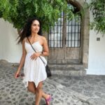 Rukmini Vijayakumar Instagram - #Ibiza . I loved the old town. It was the best part of my visit. The tiny cobblestone streets and cafés, flowers growing between quaint houses, arched wooden doorways…. Might be back for more! #Spain #traveldiaries #dancer #bharatanatyamdancer #ibiza