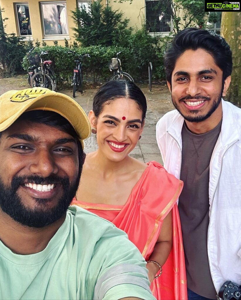 Rukmini Vijayakumar Instagram - Had a week filled with performance and teaching and experiences that I would never have had if not for dance. I enjoyed the warmth of people, the kindness of strangers after every performance and the pleasure of walking down many beautiful streets from different countries. Thank you all for having me @amrita.stuudio @sawezer @nrweventss @shalini #dancerlife #dancer #bharatanatyam #indiandancer #indiandance #dancerdiaries