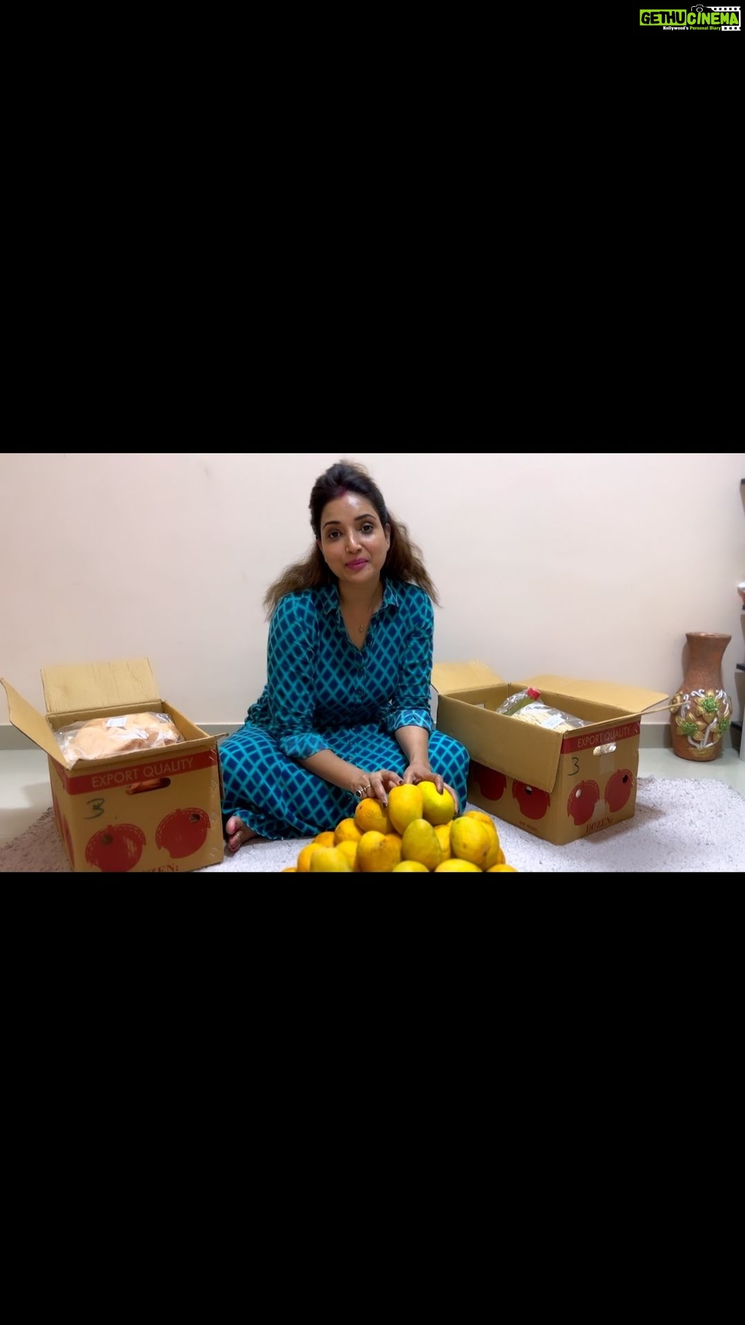 Rupali Bhosale Instagram - ❤️ येवा कोंकण आपलोच असा ❤️ Nimbkar Bandhu, Next to Mango Showroom, Opp. Agarwal Hospital, Gokhale Road, Naupada, Thane (west) 400602 Contact no. 9757104544 . . . . . #LifeIsBeautiful #Mango #NimbkarBandhu #KokanKanya #kokan #FeelLife #InstaGood #PositiveVibes #InstaVideo #Tuesday #TuesdayVibes #Ootd #RupaliBhosle #RockingRupali #RupaliWinningHearts #KeepLoving #Sanjana #StarPravah #AaiKutheKayKarte 🧿