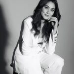 Sana Makbul Instagram - No haters , just FANS in denial 😂