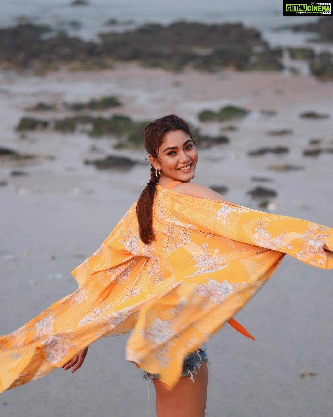 Sana Makbul Instagram - His prettiest problem 😘🥰