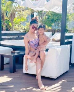 Sana Makbul Instagram - Level 3 🤪 in 3 days 🥳 Gracias🤗🫶🏼 @yivet25 @panchoguapoo #barcelona#brithdaytrip Hilton Barcelona Hotel - PuroBeach Isaac