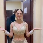 Sandeepa Dhar Instagram – Behind the scenes #dancing #clearingdrafts 
.
#onset #song #shoot #making