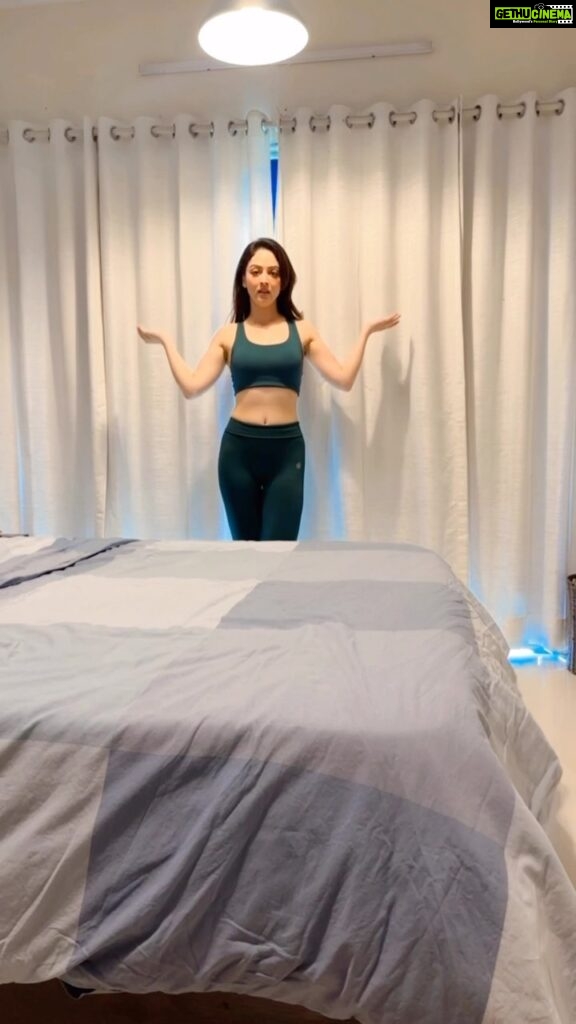 Sandeepa Dhar Instagram - Don’t try this at home 🥲🥹🤦🏻‍♀️ . #transition #fail #epicfail #reelsinstagram